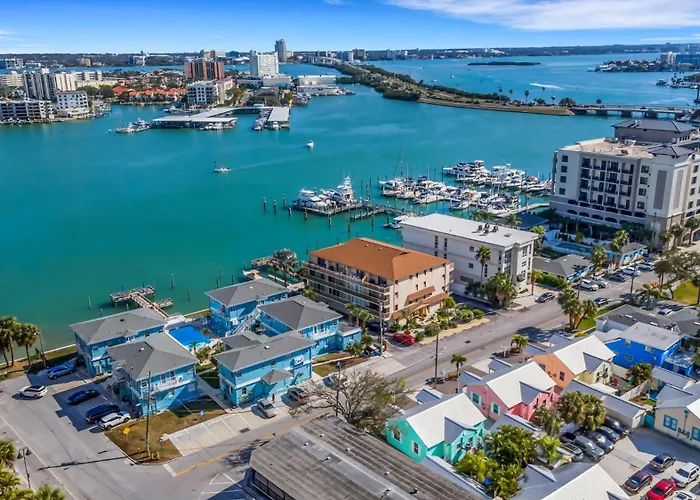 Apartment With Heated Pool & Fishing Dock - Steps To - Coral D-1 *